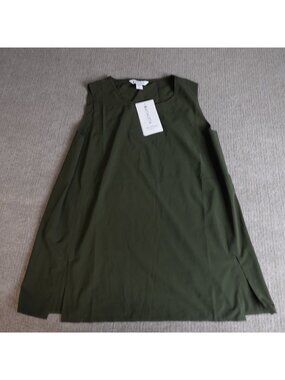 Athleta Womens Top Medium Green Zephyr NEW